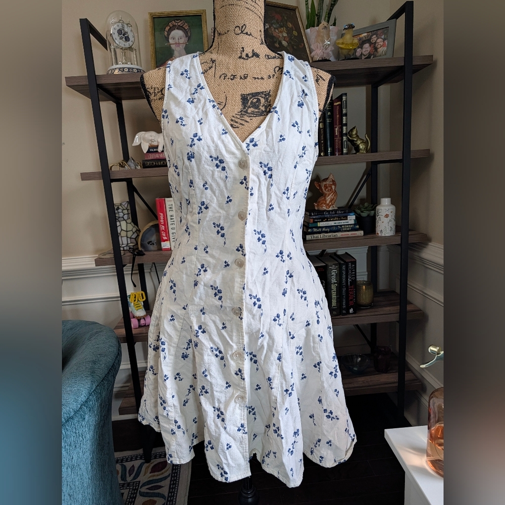Universal Thread White and Blue Floral Dress